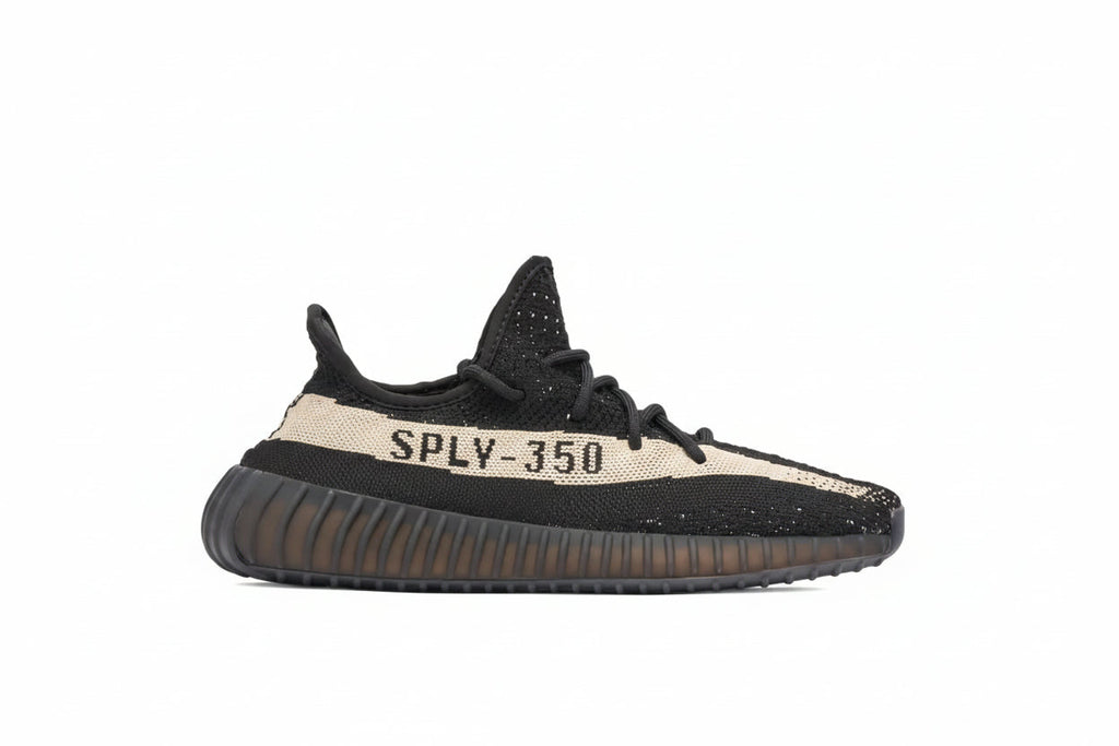ADIDAS YEEZY oreo